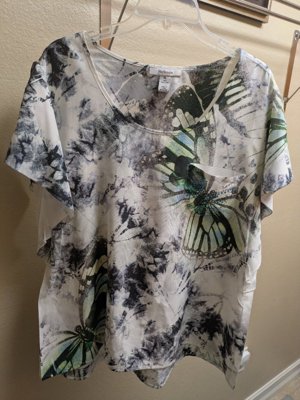 ~Beautiful Butterfly Blouse